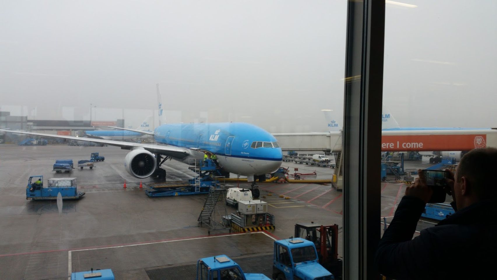Foto bij Schiphol International Airport