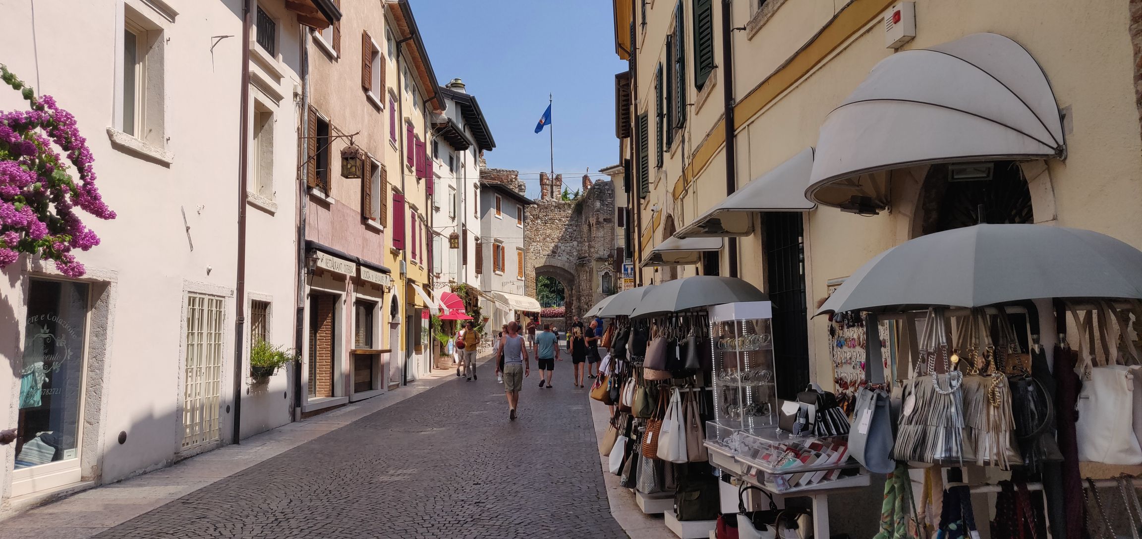 Foto bij Lazise - Cisano Di Bardolino
