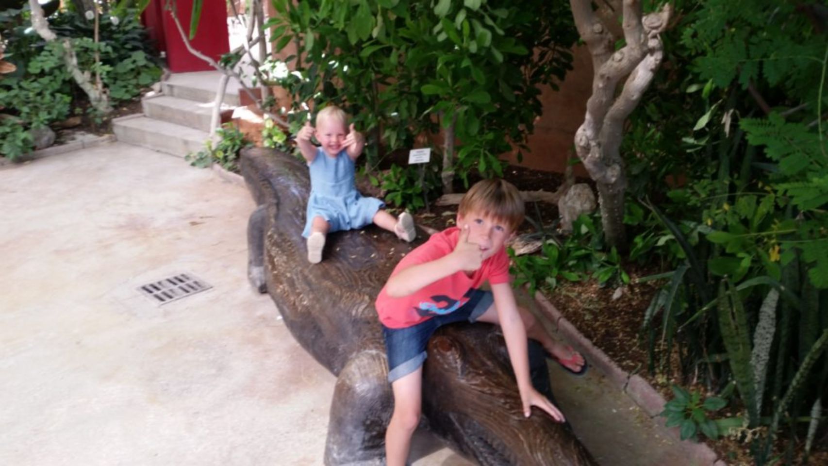 Foto bij La Ferme aux Crocodiles - Réserve tropicale
