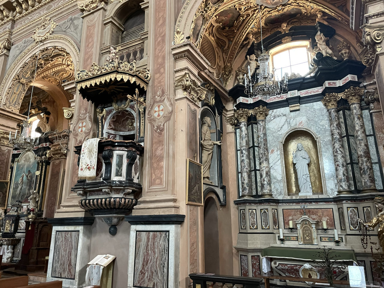 Foto bij La Morra