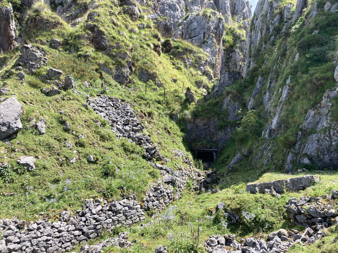 Foto bij Picos de Europe - Lagos de Covadonga