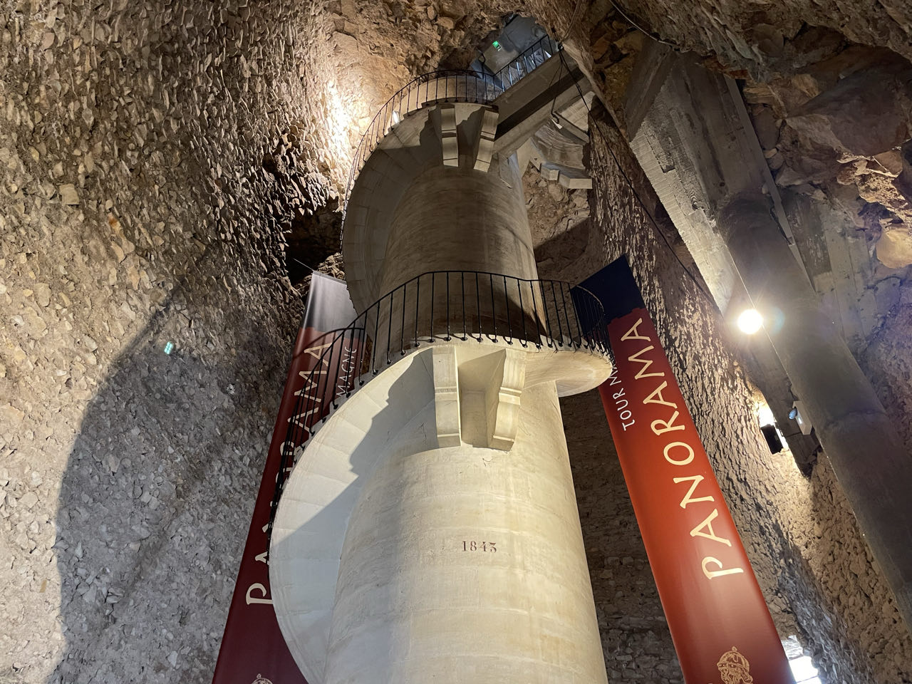 Foto bij Nimes