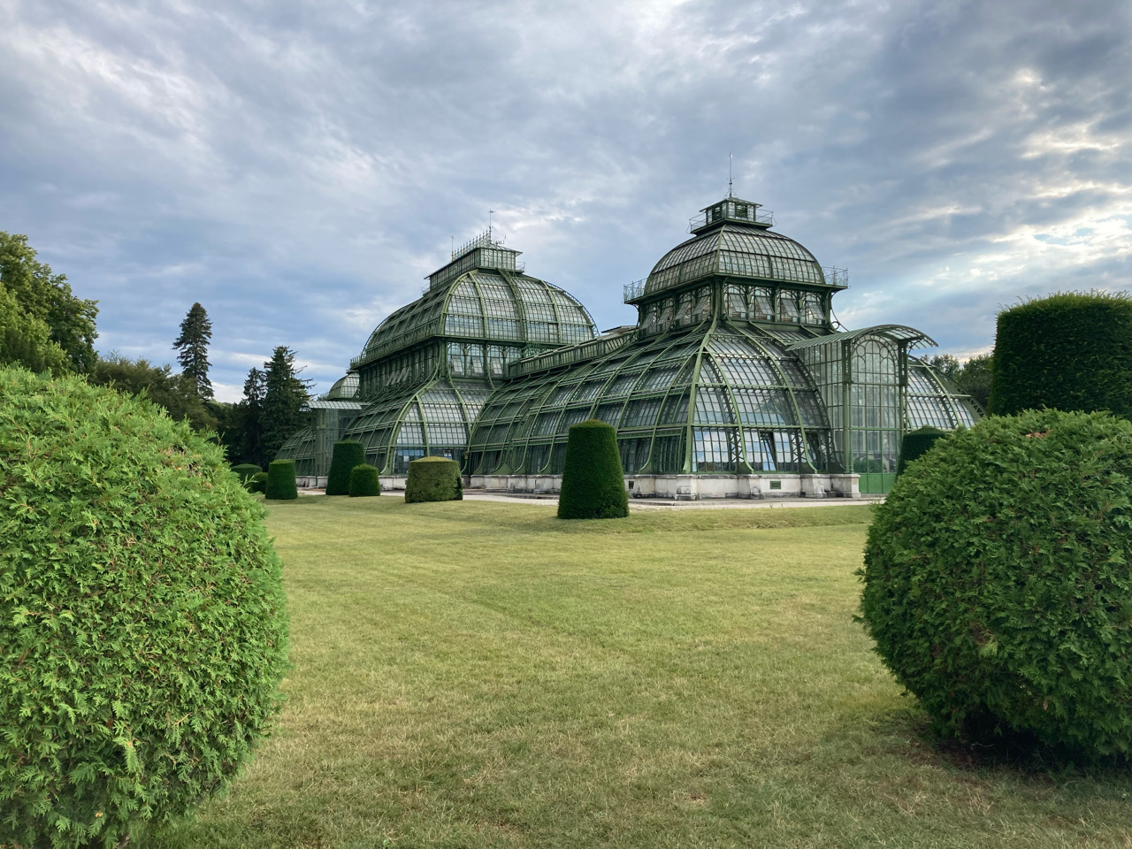 Foto bij Vienna: Schloss Schönbrunn