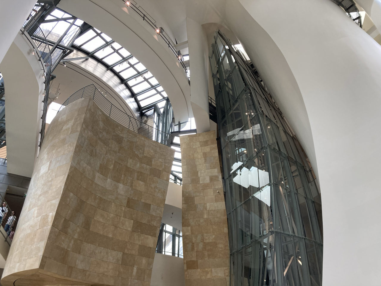 Foto bij Guggenheim Bilbao
