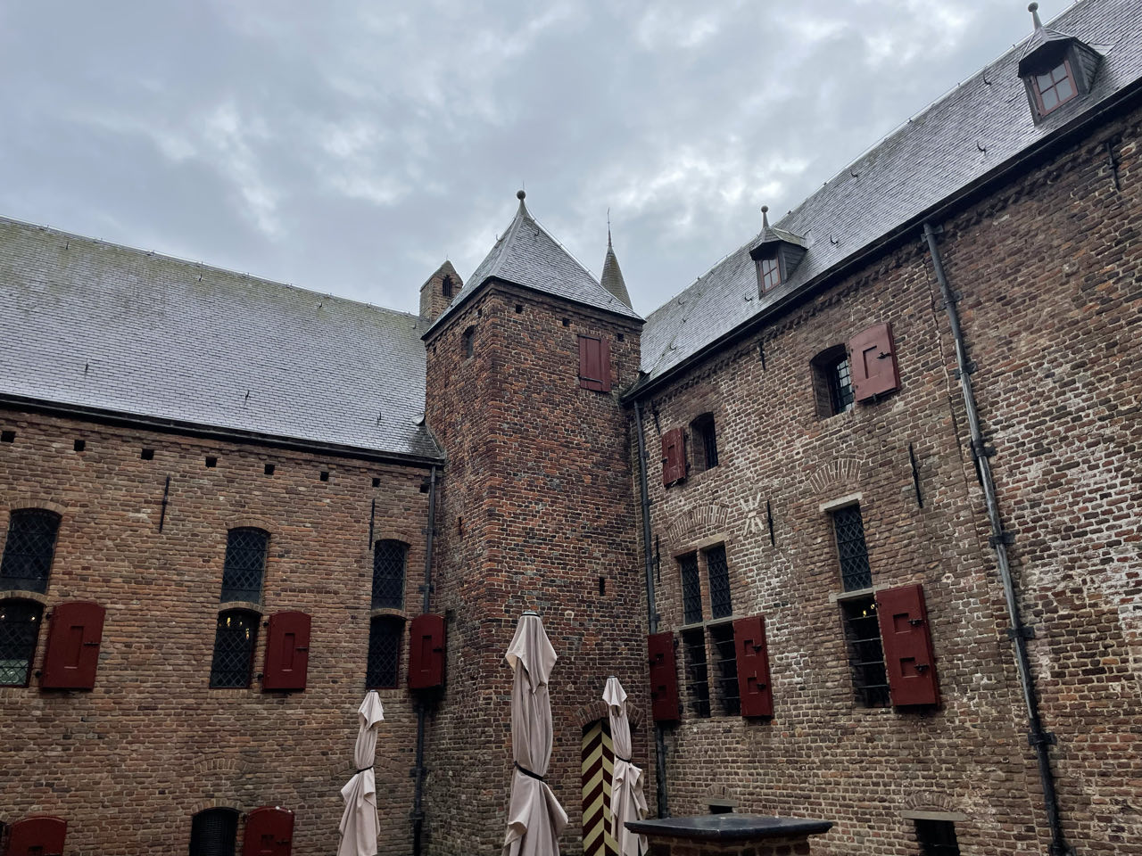 Foto bij Hernen