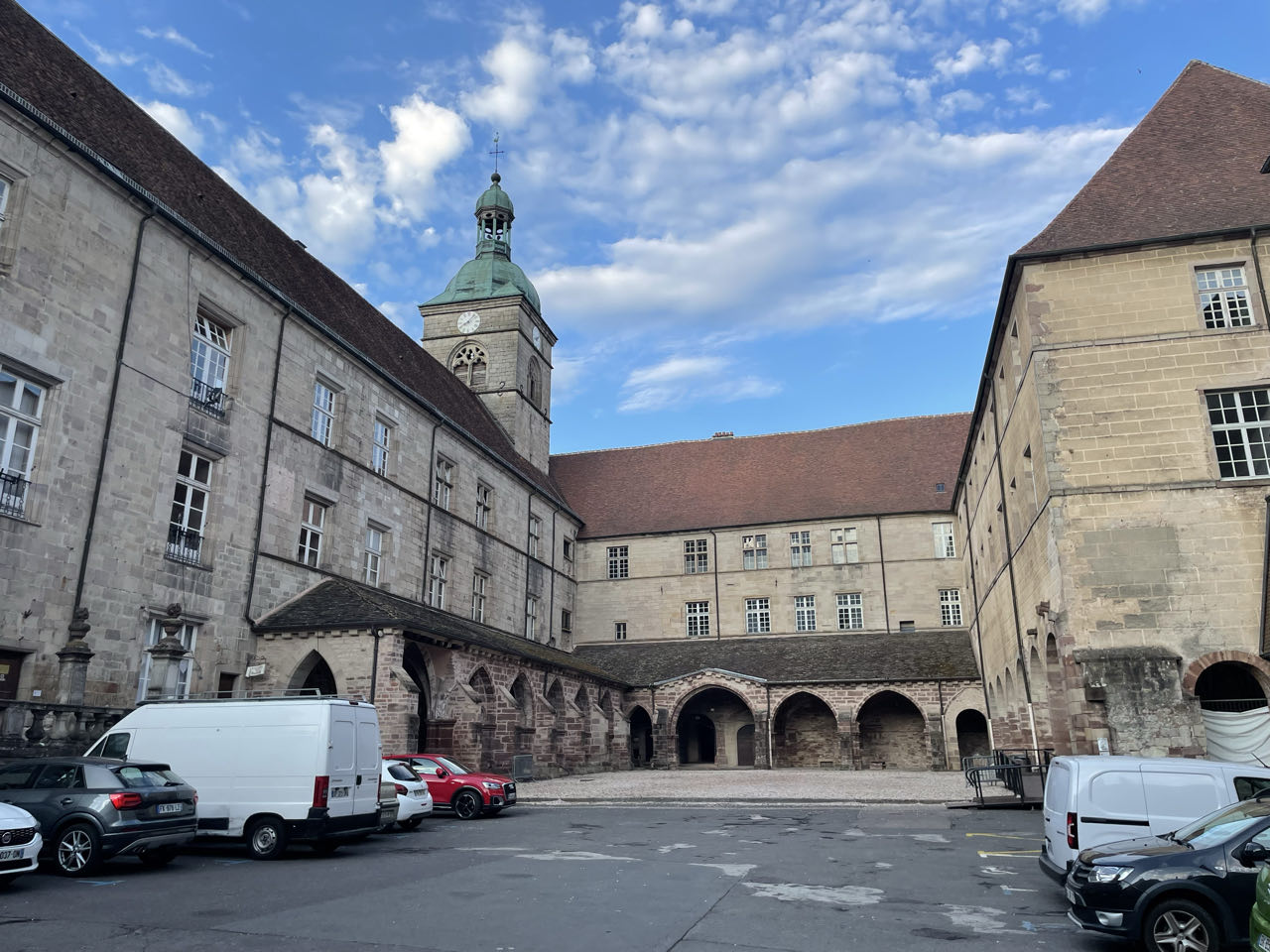 Foto bij Luxeuil-les-Bains